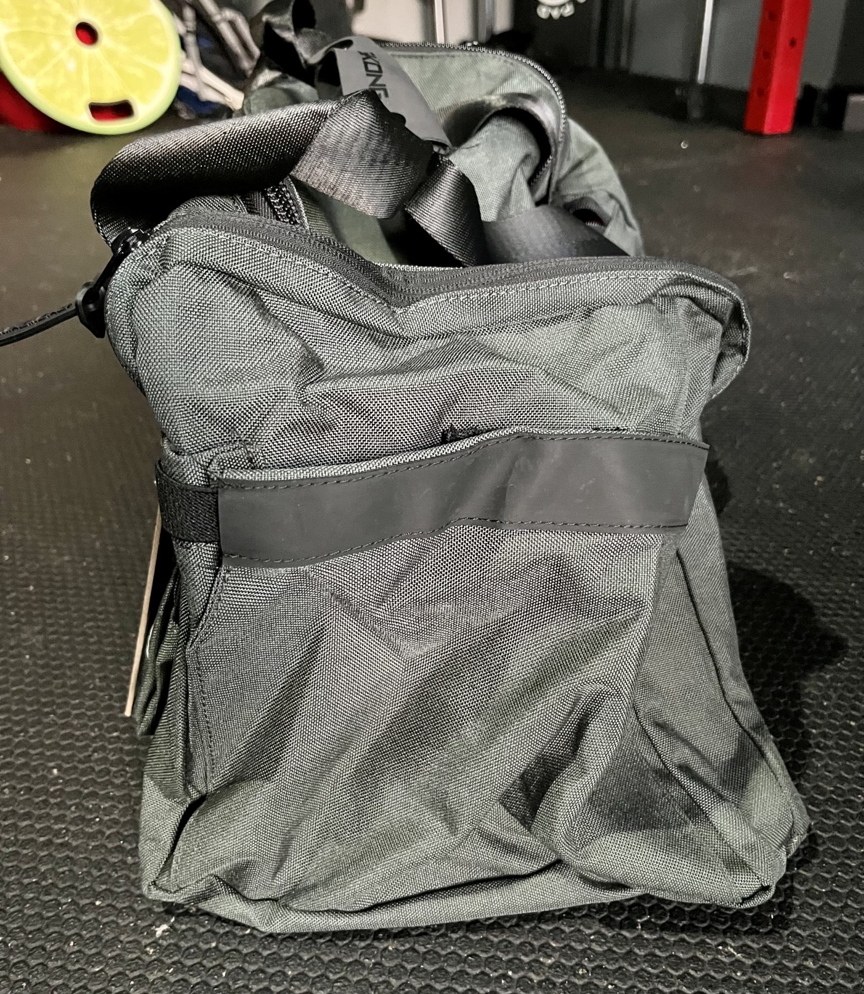 King Kong Duffle Bag Review - Plus33 JNR Gym Duffel Bag