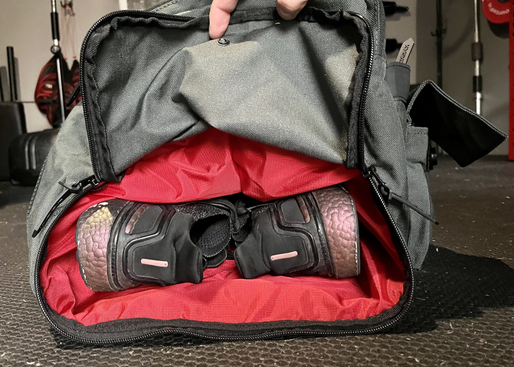 King Kong Duffle Bag Review - Plus33 JNR Gym Duffel Bag