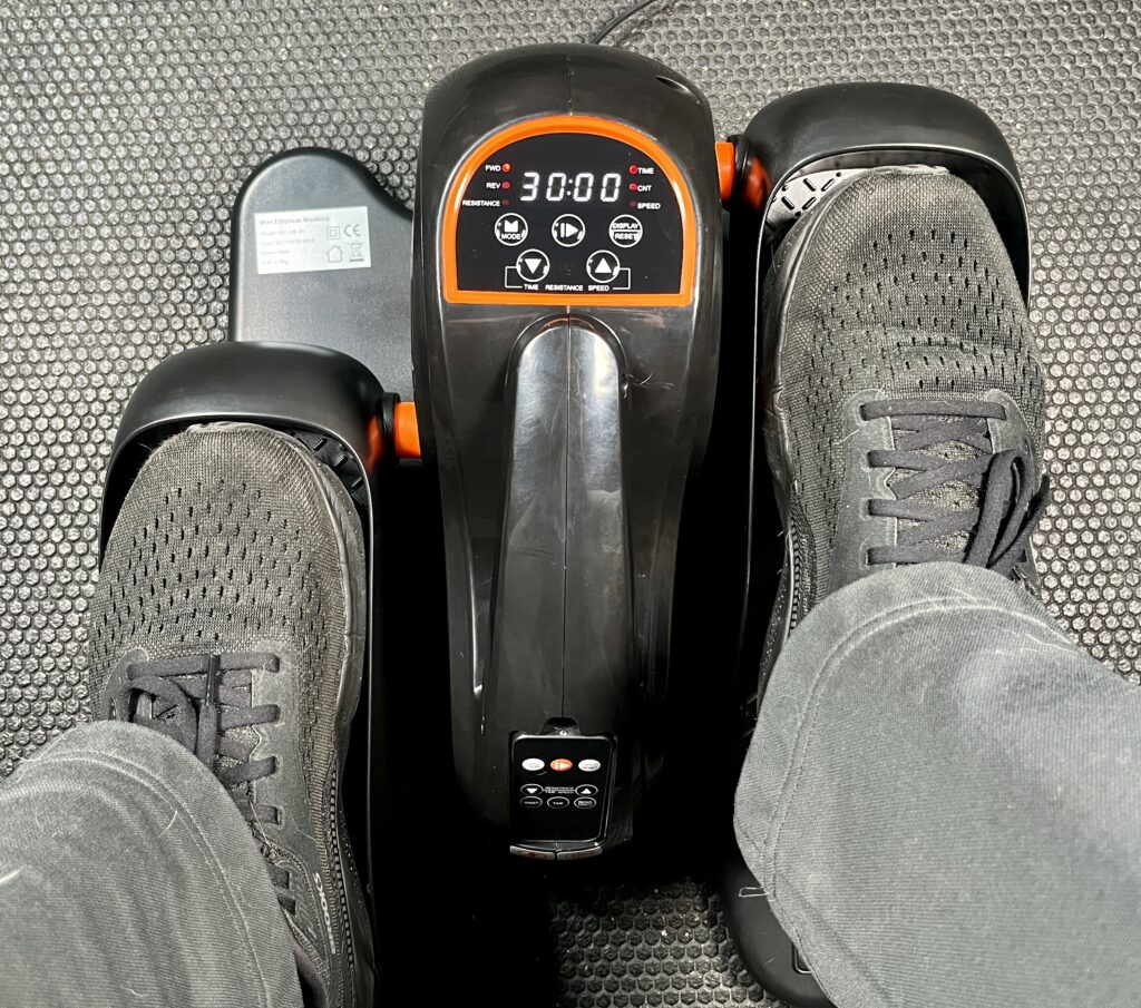 who's the yosuda e5 under elliptical trainer for
