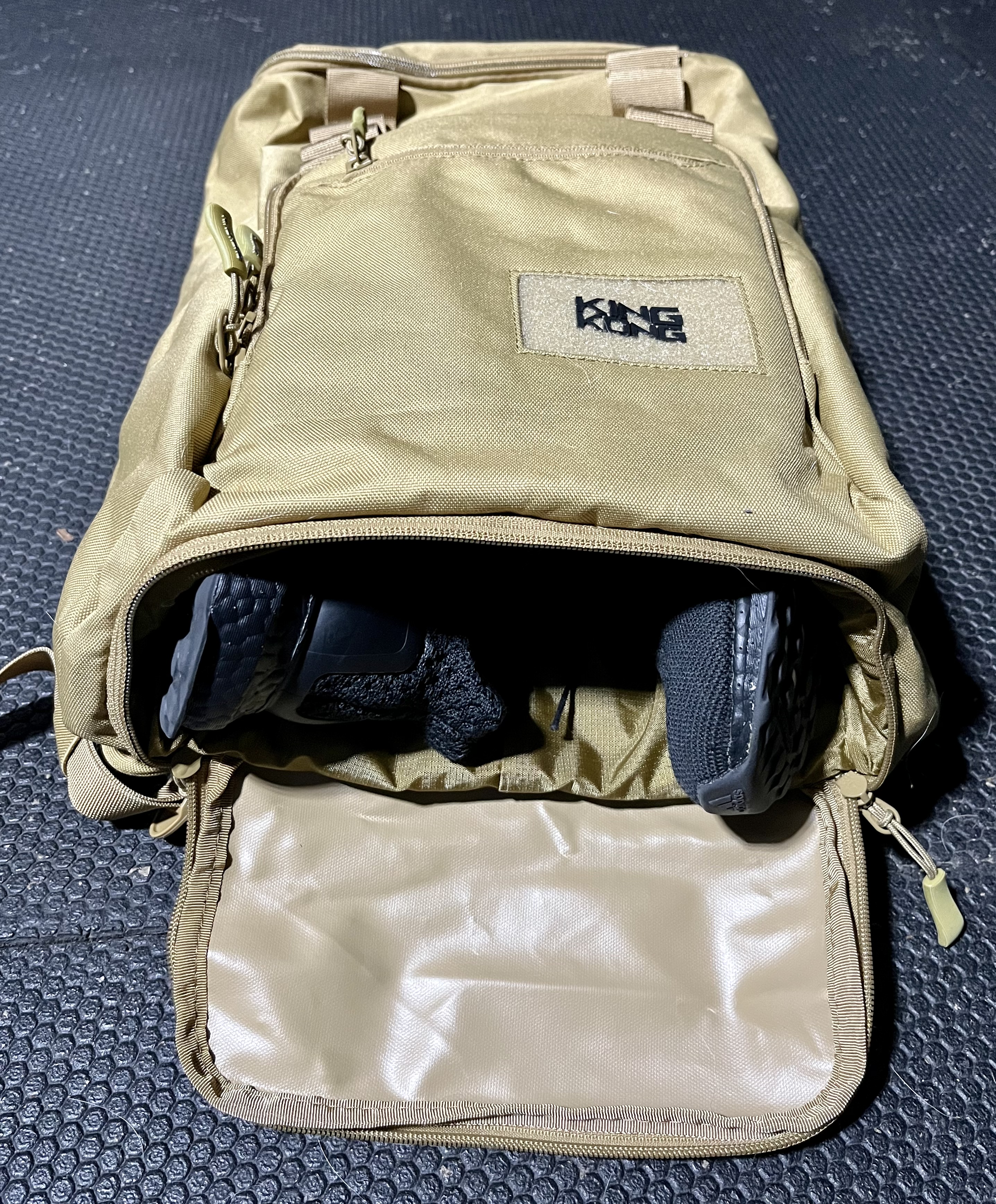 king kong core backpack shoe compartment 11