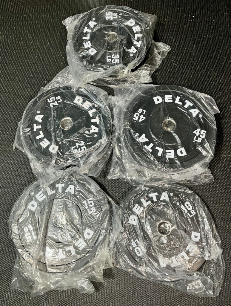unboxing the delta onyx bumper plates