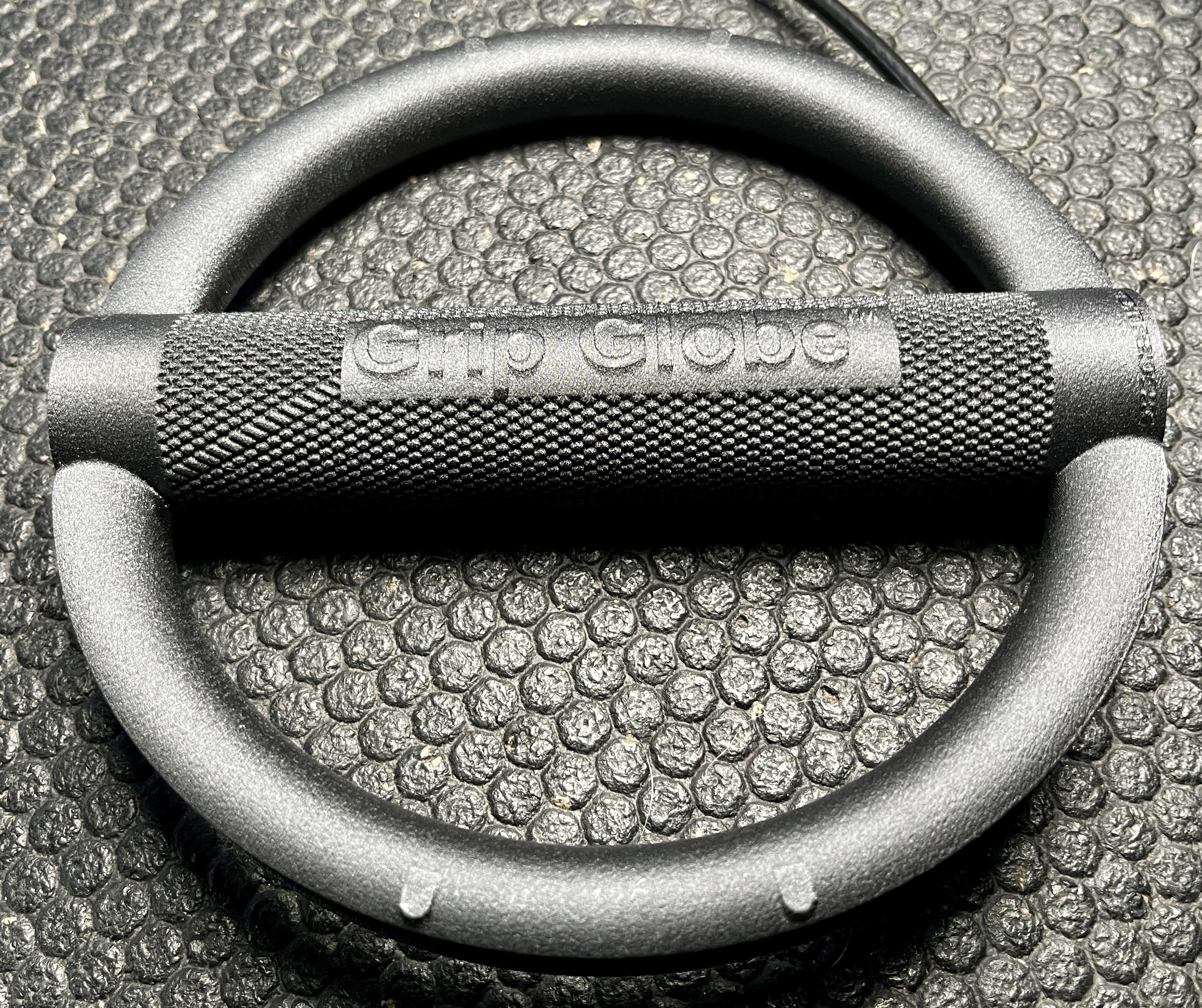grip globe carbon fiber reviews