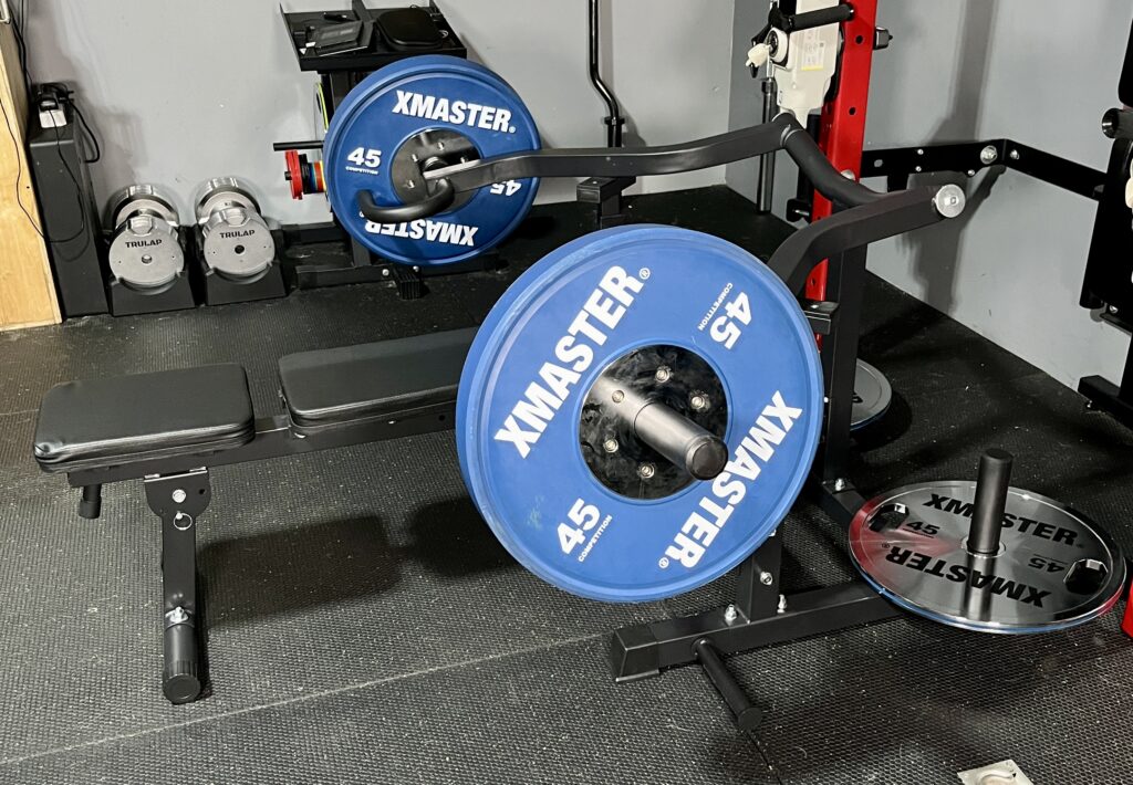 megastar plate loaded chest press machine reviews 3