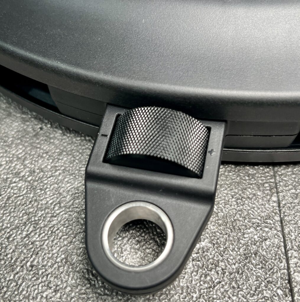 variable resistance dial on the iron neck 3.0 pro