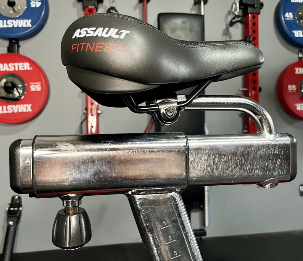 adjusting seat distance on the assault bike pro