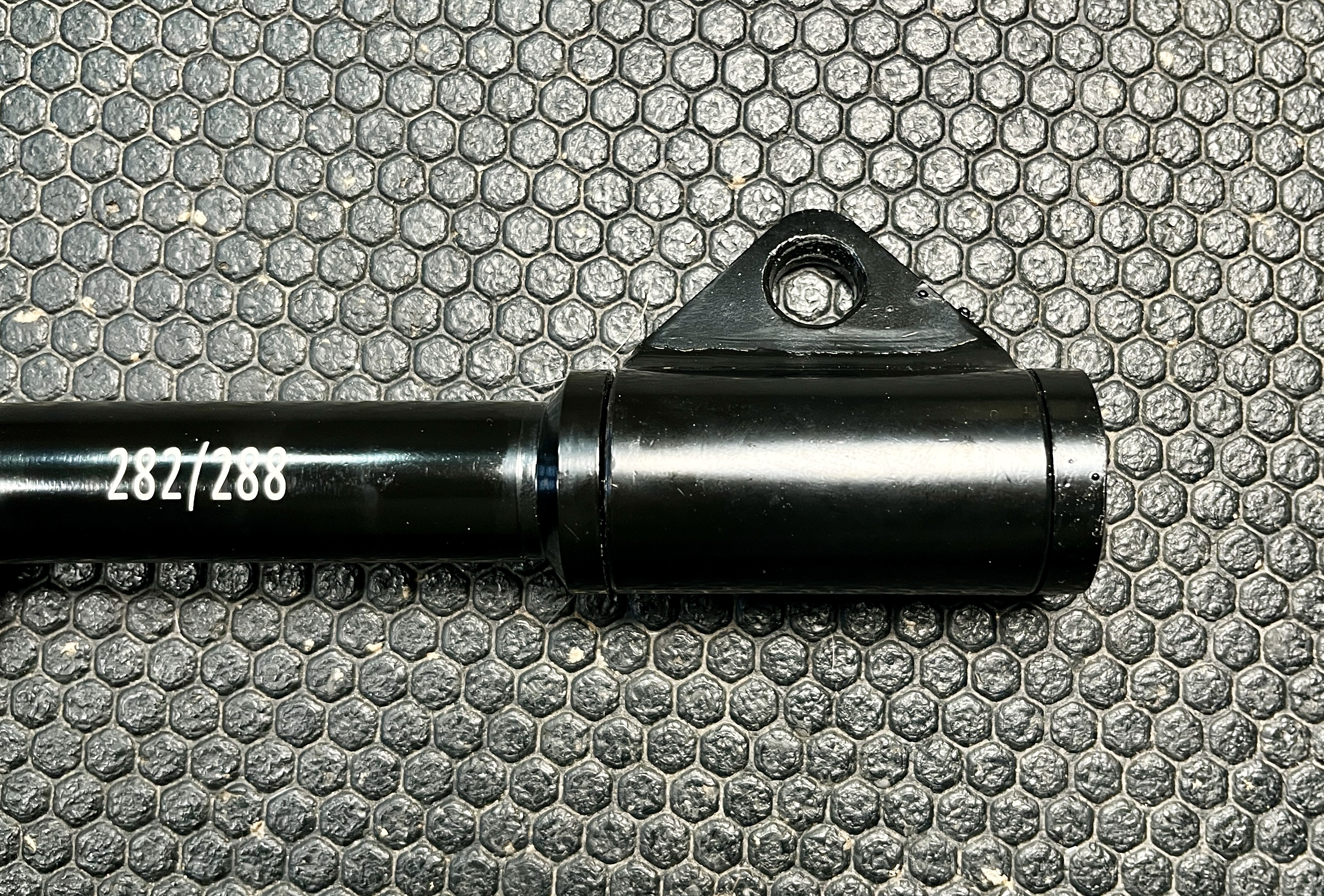 swivel on the andreoni bar