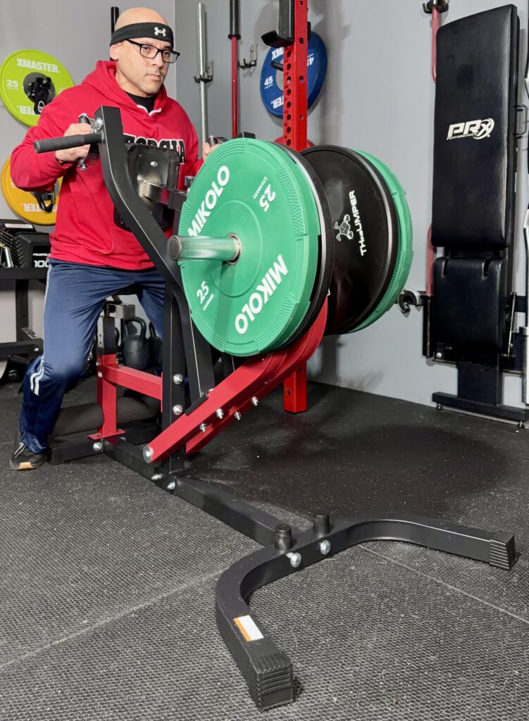 who is gmwd seated plate loaded row machine for